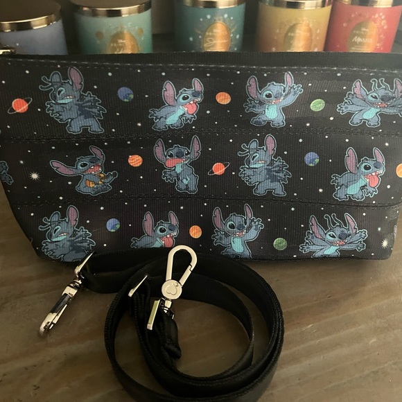 Harveys Stitch Crossbody - Picture 5 of 5